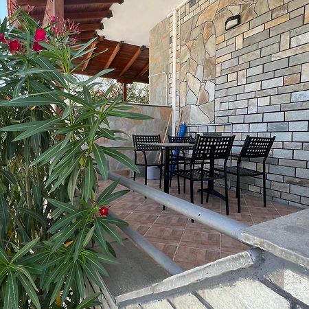 Villa Kostas Accommodations - Vrasná Kültér fotó