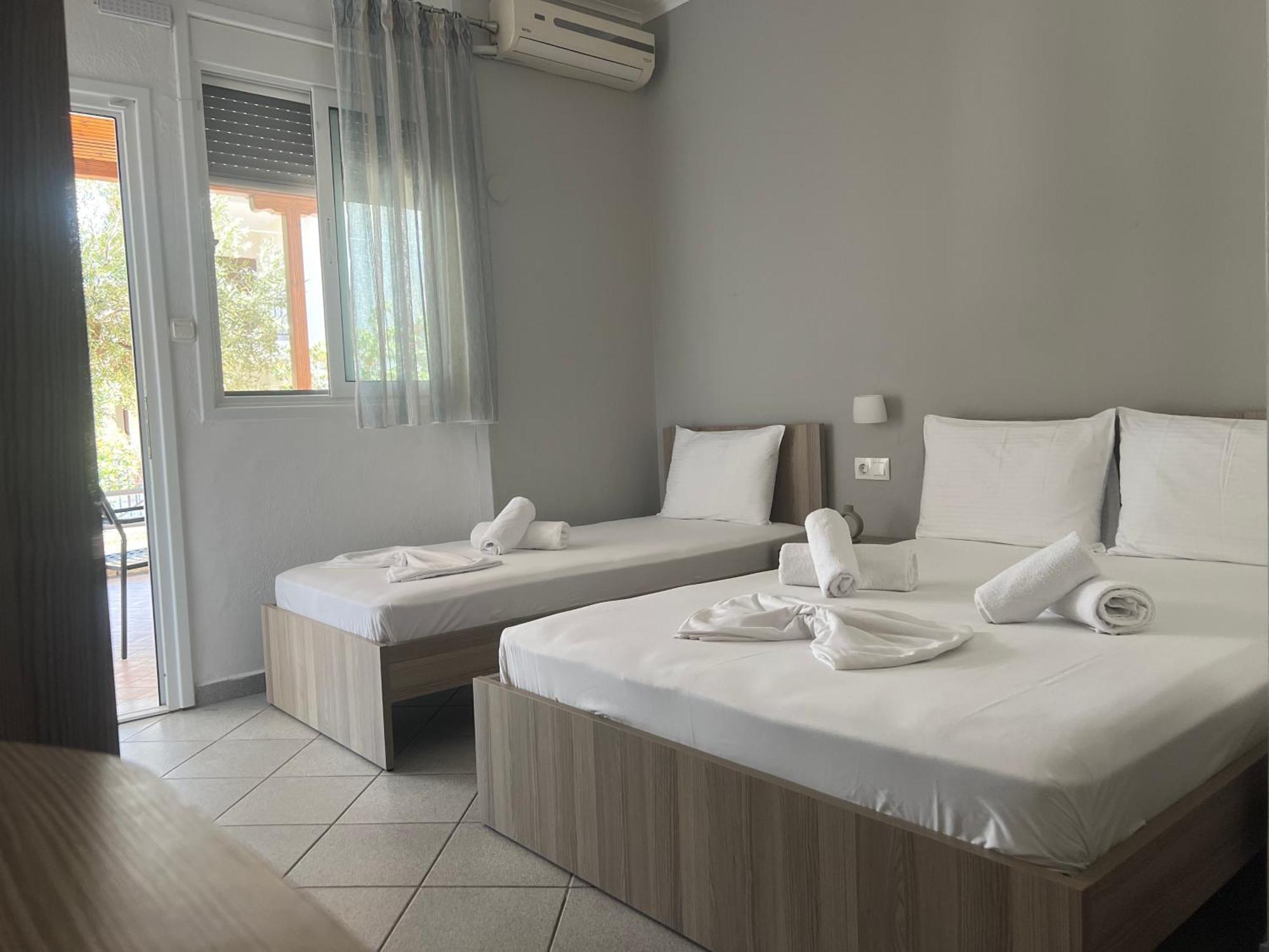 Villa Kostas Accommodations - Vrasná Kültér fotó